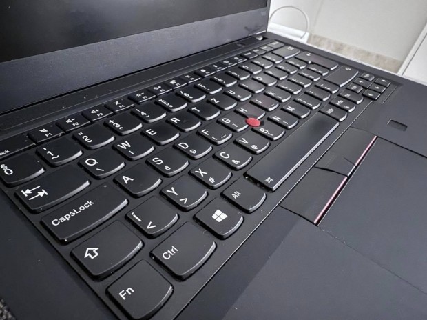 Lenovo Thinkpad T495 i5, AMD Ryzen elad