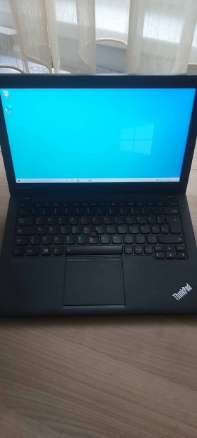 Lenovo Thinkpad X240 core i5 8gb ram elad. Fbb adatai: Kijelz: 12.5