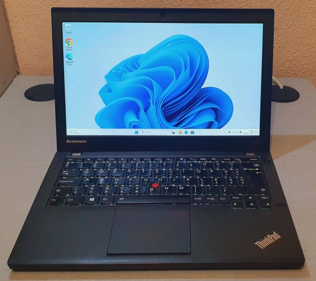 Lenovo Thinkpad X240 i5-4300 8GB 128GB SSD HDMI webkam HU bill