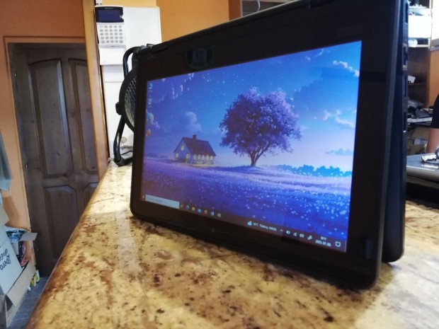 Lenovo Thinkpad Yoga 11e - tablet PC!