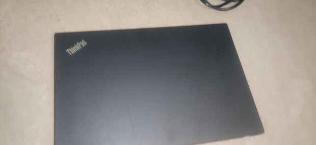 Lenovo Thinkpad notebook elad