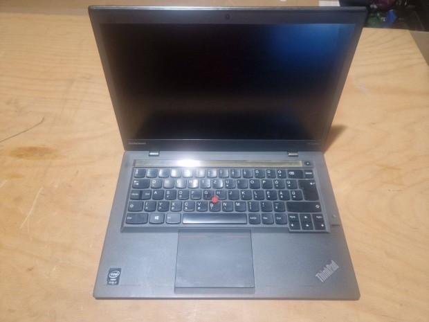 Lenovo X1 Carbon laptop