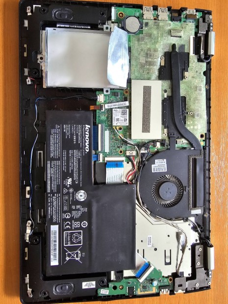 Lenovo Yoga 500-15ISK hibs laptop