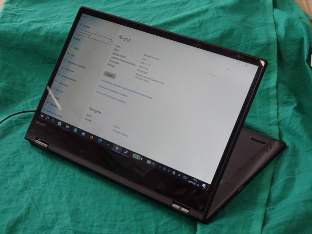 Lenovo Yoga 530 kihajthats-rintkpernys laptop