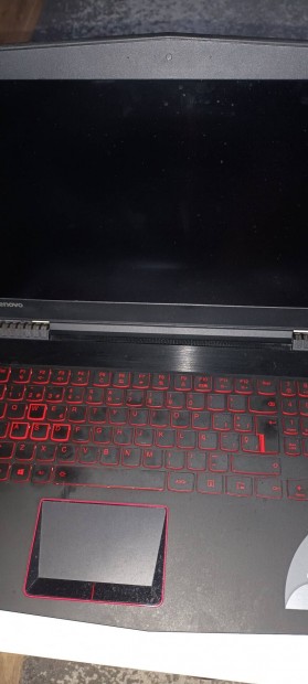 Lenovo  y 520 gamer gaming laptop