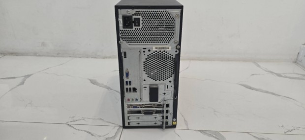 Lenovo asztali számítógép - 8 GB RAM, 1 TB HDD,