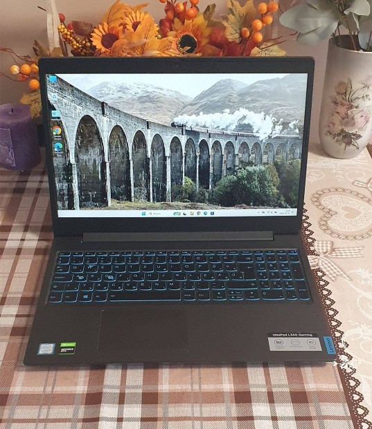 Lenovo gamer laptop