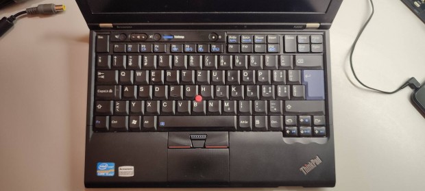 Lenovo gyors laptop.I5. turb .4x3.2gh. 8gb rm. 128 SSD.