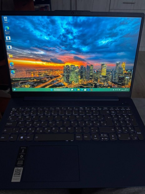 Lenovo ideapad slim 3 i5-12450h