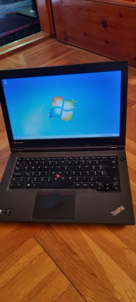 Lenovo thinkpad laptop Intel I5 2.6 ghz 2GB ram