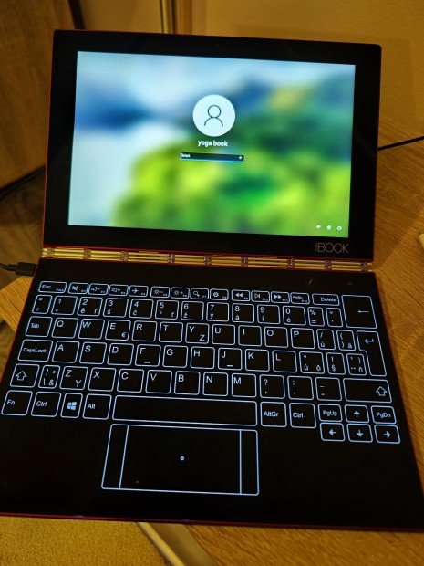 Lenovo yoga book