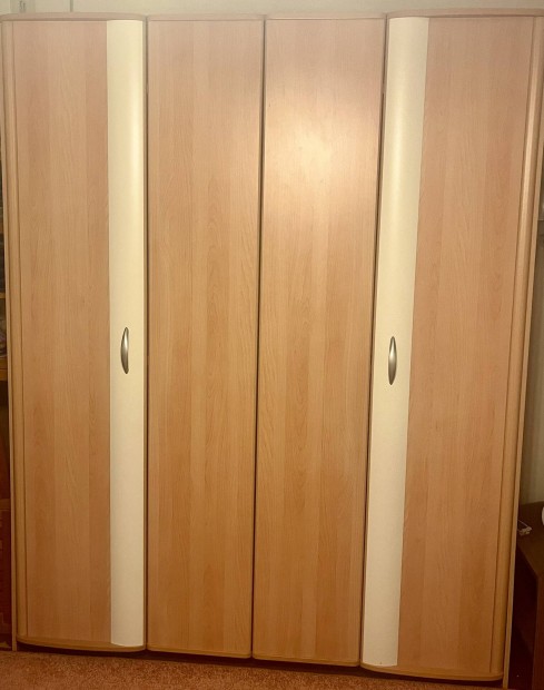 Lenyitható szekrényágy