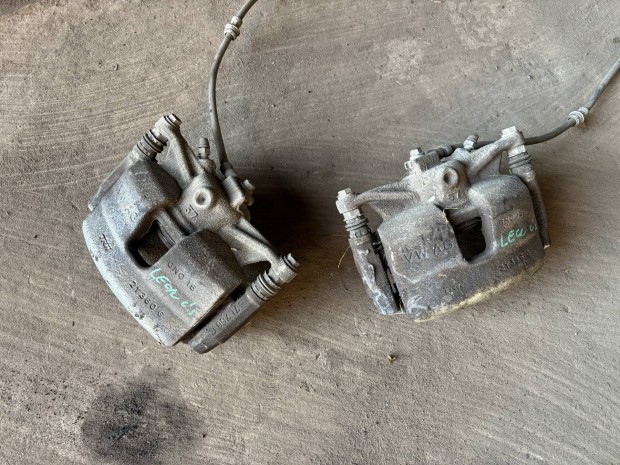 Leon IV 4 Golf VII 7 Passat Octavia IV 4 első féknyereg