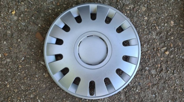 Leoplast Capri 14" ezst dsztrcsa.
