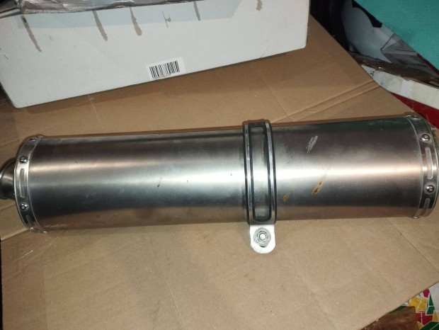 Leovince kipufog� dob