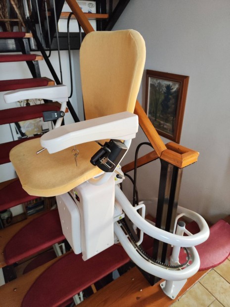Lpcs lift 2 emelet magas