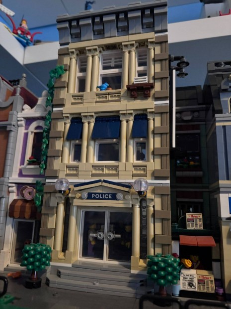 Lepin (LEGO) Police Station (10278) - Rendrkapitnysg (2021)