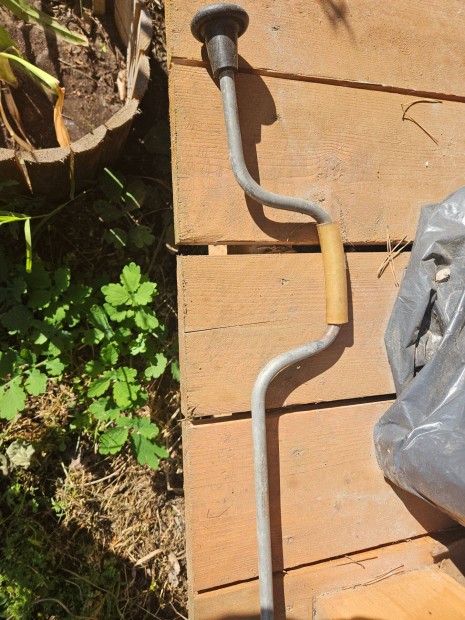 Letalpaló kurbli lakókocsihoz