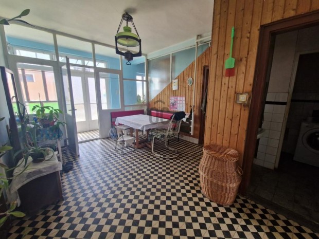 Letenyei 190 nm-es h�z elad�