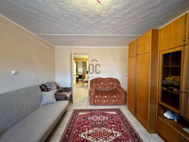 Letenyei 47 nm-es h�z elad�