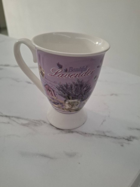 Levendulás porcelán bögre