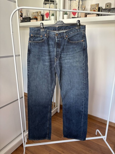 Levi's farmer