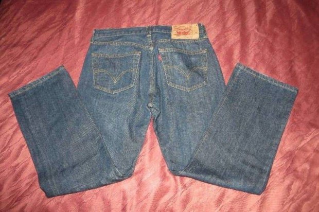 Levis 501 gombos farmernadrg db:85 cm W33 L30