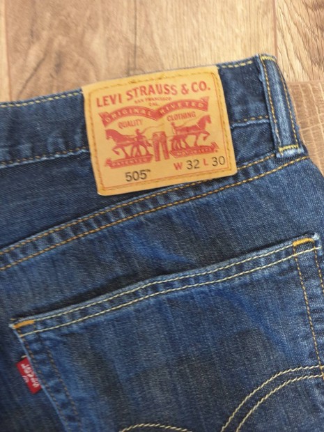 Levis 505  32x30 mret