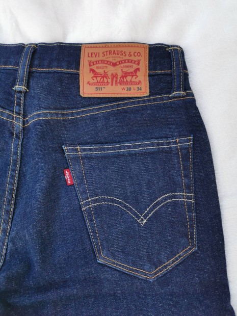 Levis 511 1786 W30 L34 sttkk, hibtlan