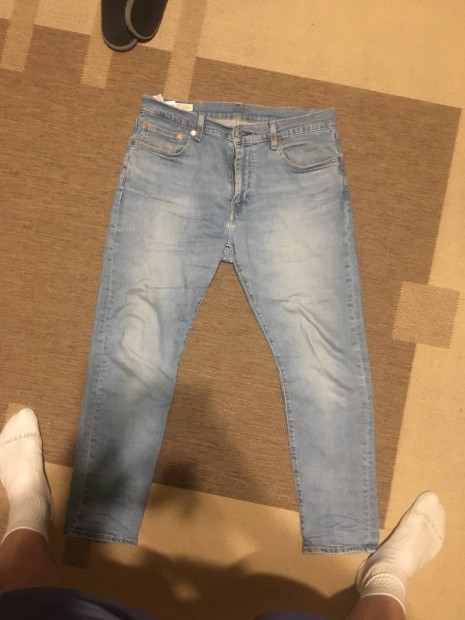 Levis 512-es farmer