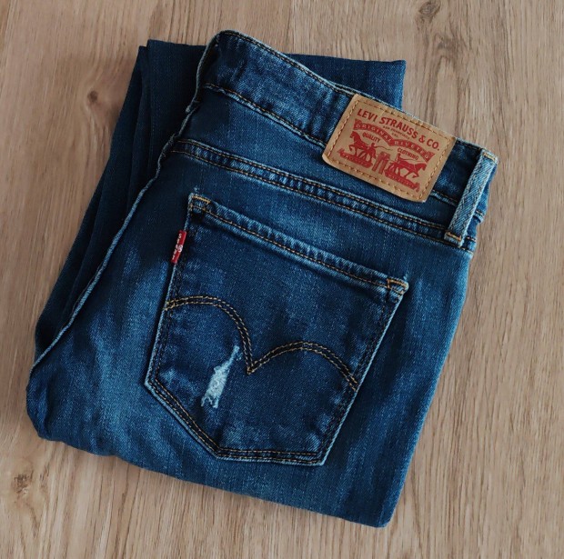 Levis Skinny farmer