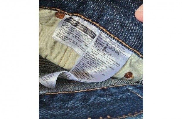 Levis eredeti 501 es rvidnadrg teljesen j 28 as mret