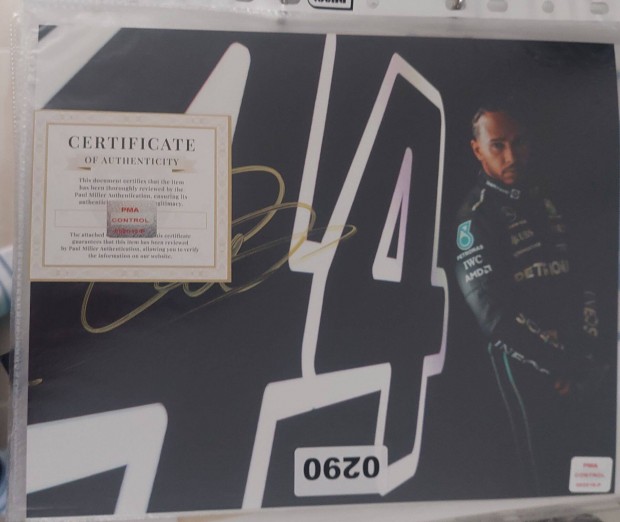 Lewis Hamilton 7x Forma-1 világbajnok dedikált fotója