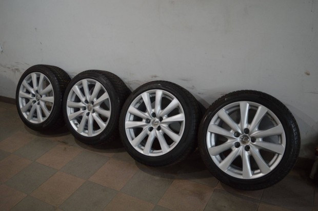 Lexus 18-as téli garnitúra 5x114,3