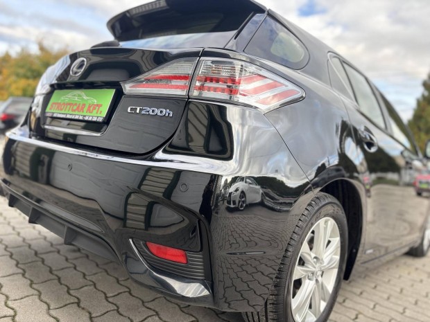 Lexus CT 200h Elegance CVT Facelift!83eKm!Bzsb...