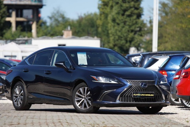 Lexus Es 300h Elegance Plus CVT Magyarországi!
