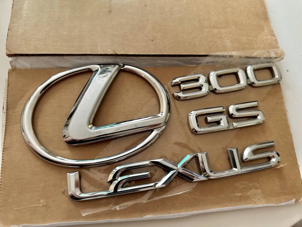 Lexus GS 300 emblma szett