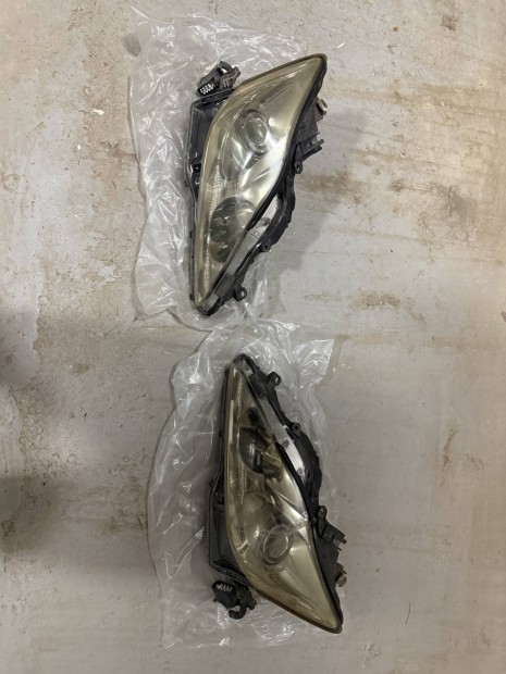 Lexus Is 220 250 lampa fenyszoro