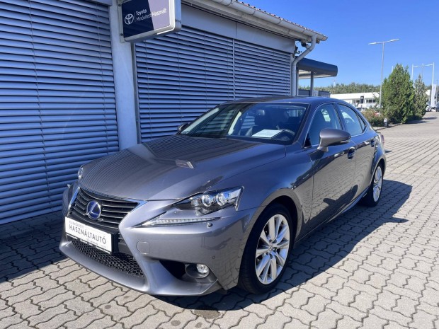 Lexus Is 300h Executive Navi CVT