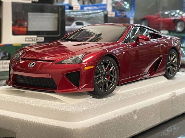 Lexus LFA 2012 Pearl Red 1:18 1/18 Autoart Composite 78853