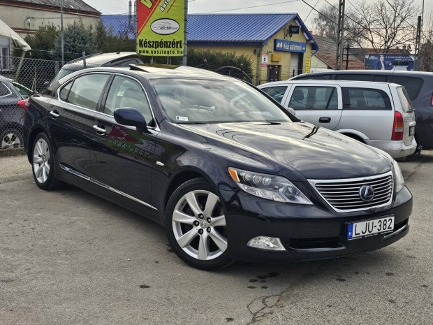 Lexus LS 600h L President 3 & Relax (Automata)