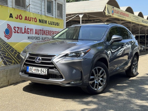 Lexus NX 300h Executive CVT ITT s Most Akci!!...