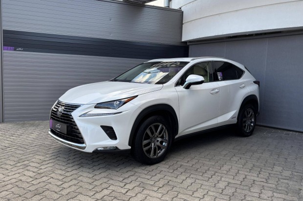 Lexus NX 300h Prestiege Safety CVT Garanci�val!