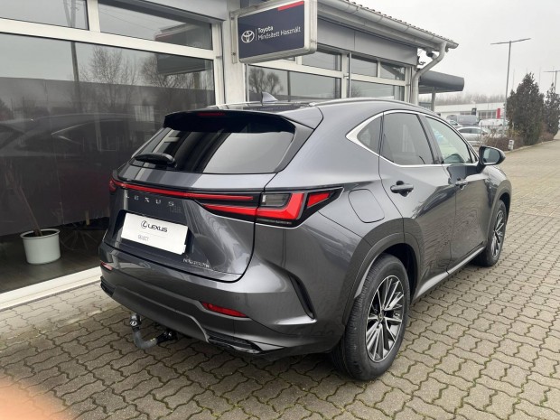 Lexus NX 450h+ Executive AWD CVT