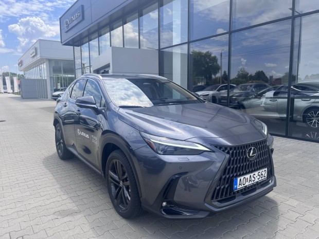 Lexus NX 450h+ Prestige Plus AWD CVT