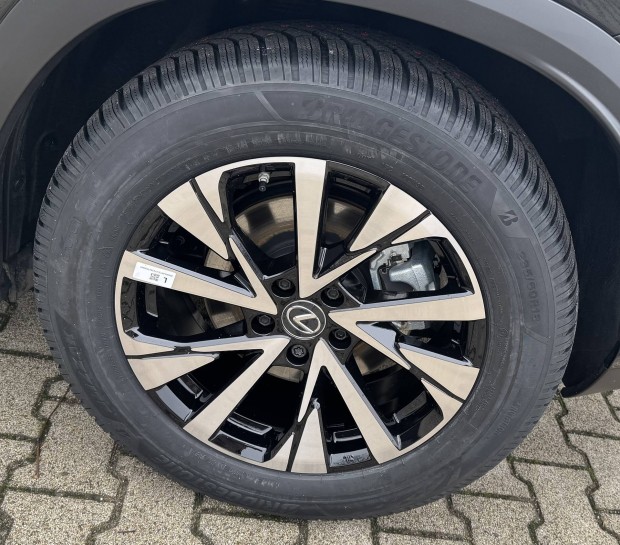 Lexus NX gyári téli kerék szett új 235/60R18