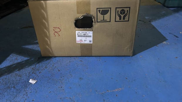 Lexus RX450H bal f�nysz�r� �veg 2021-  8117148F71 elad�