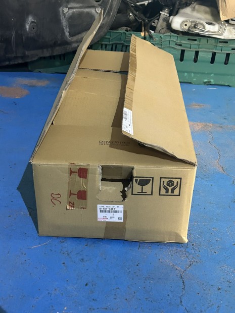 Lexus RX450H jobb fnyszr veg 2021-  8113148F71 elad