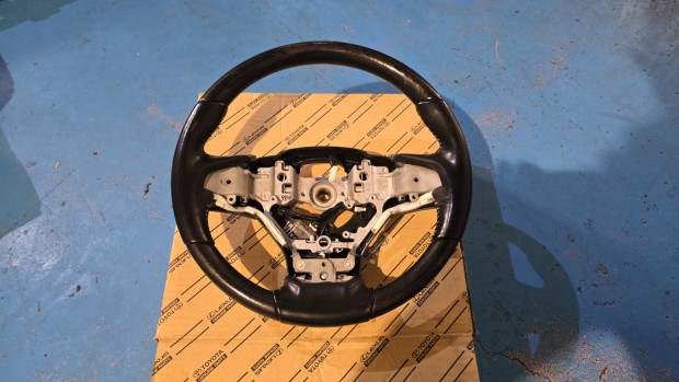 Lexus RX450H korm�nyker�k elad�