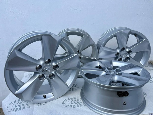 Lexus gyári alufelni 17" 5x114.3